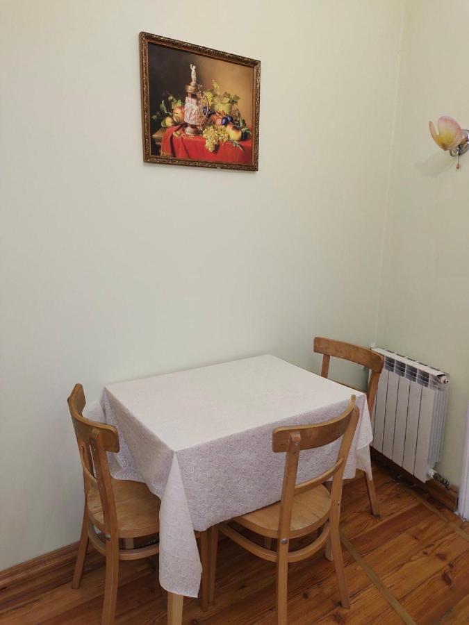 Rose Apartment Lviv Bagian luar foto
